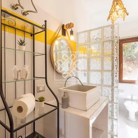 Wendy House *